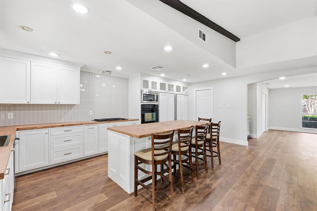 White Rock Village 02 - Residential