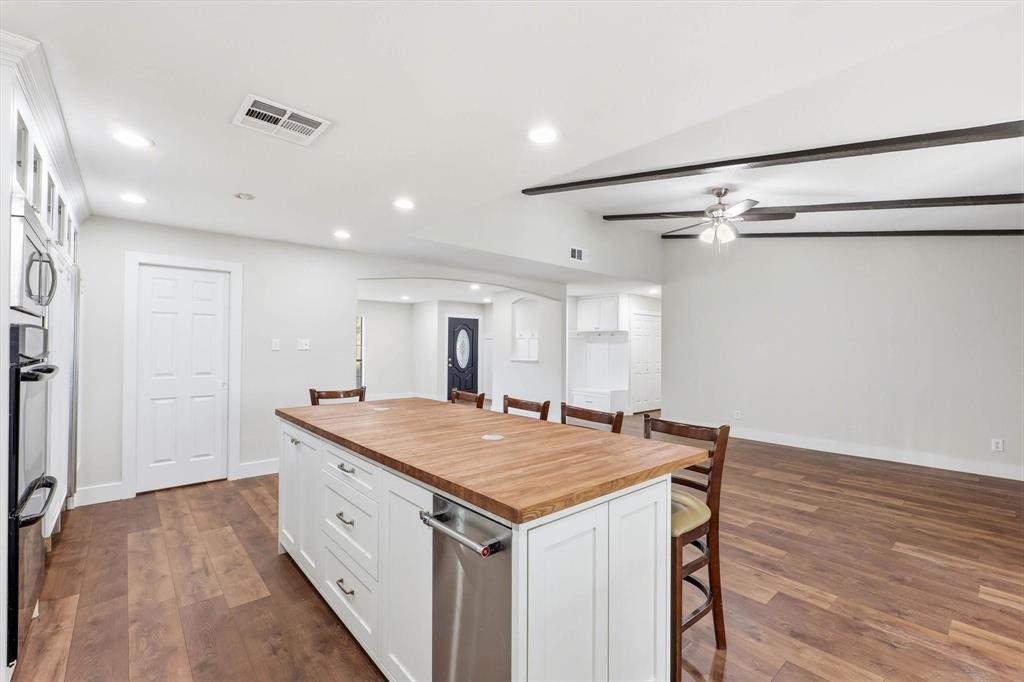 White Rock Village 02 - Residential