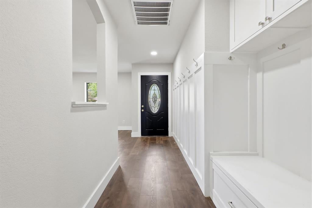 3304 Bellingham Court