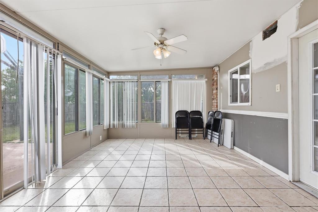 White Rock Village 02 - Residential