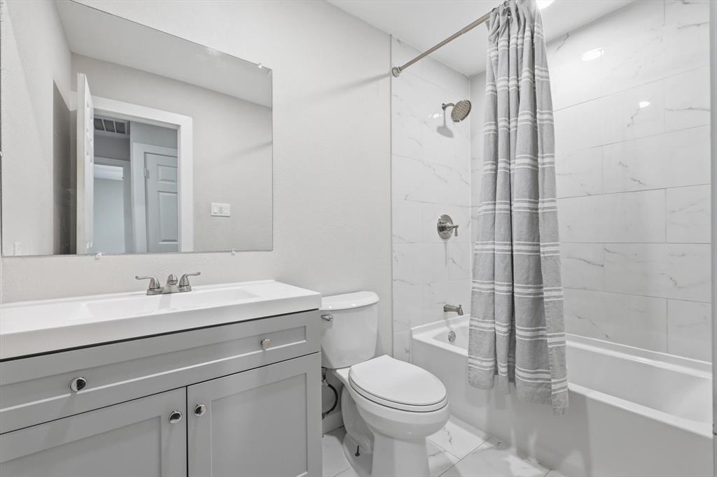 White Rock Village 02 - Residential