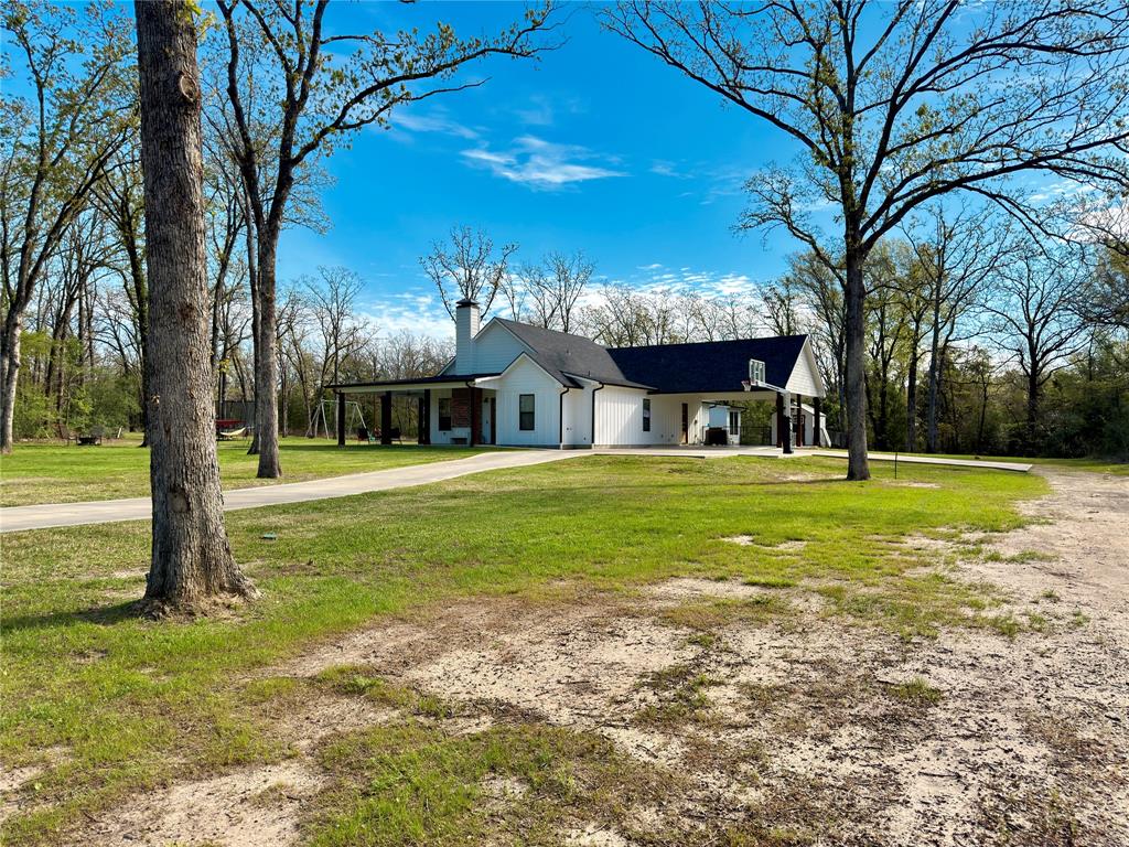 Lake Oaks - Residential