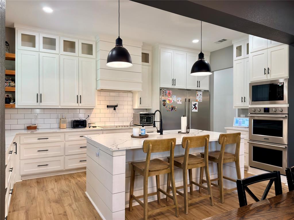 Lake Oaks - Residential