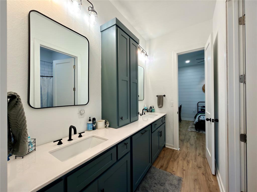 Lake Oaks - Residential