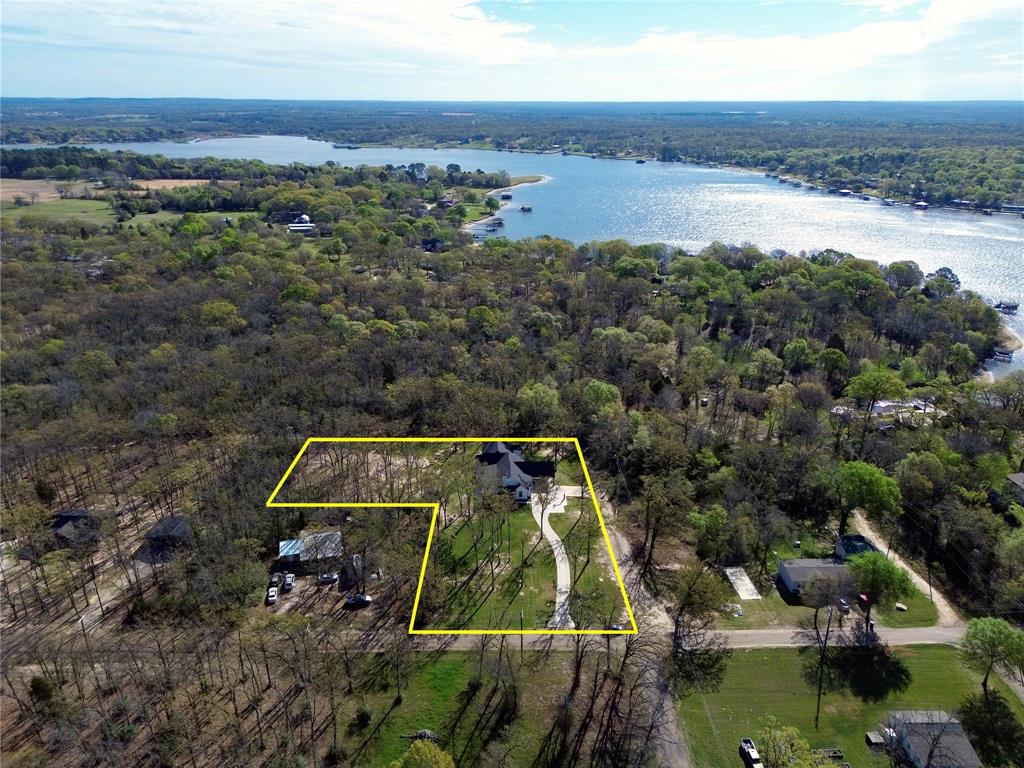 Lake Oaks - Residential