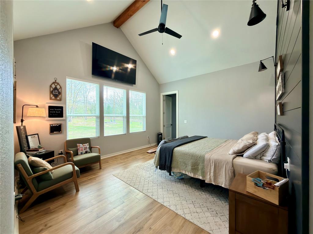 Lake Oaks - Residential