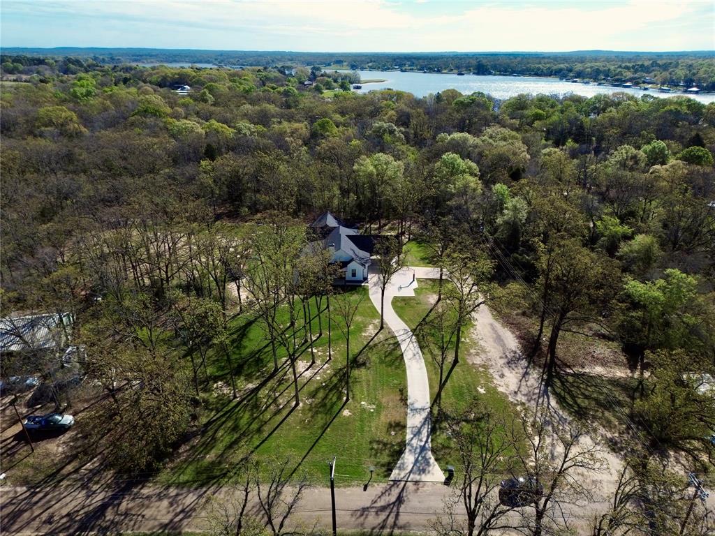 Lake Oaks - Residential