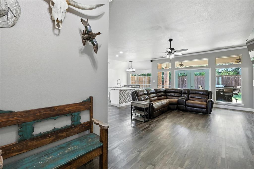 1009 Porter Place