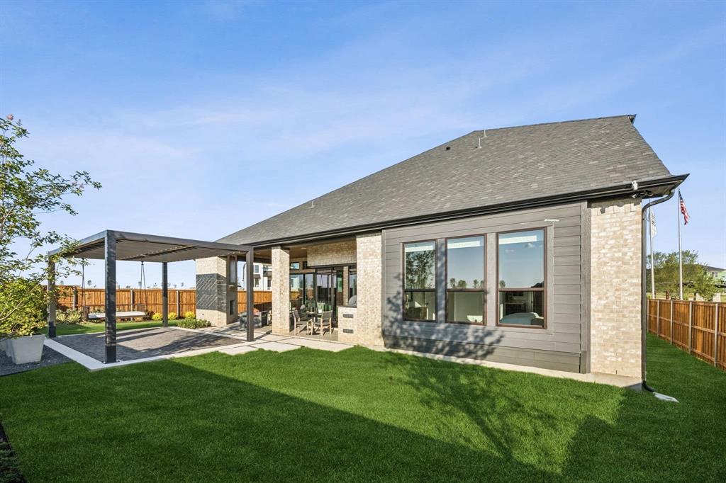 9263 Spindletree Drive
