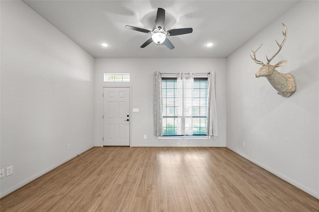 403 BROKEN ARROW Court