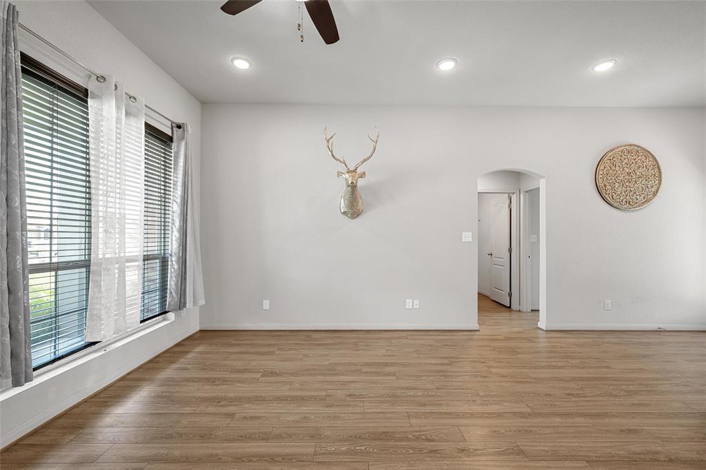 403 BROKEN ARROW Court