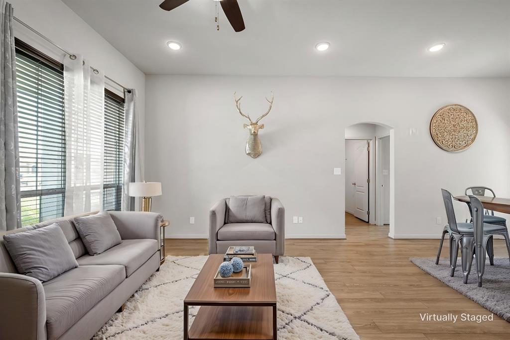 403 BROKEN ARROW Court