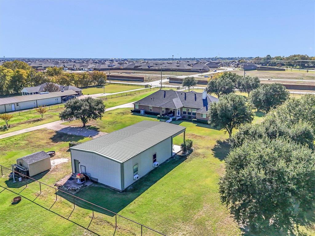 Colonial Acres - Residential