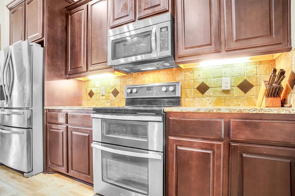 Colonial Acres - Residential