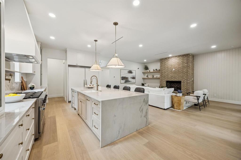 EDGEMONT PARK - Residential