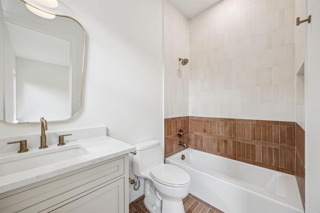 EDGEMONT PARK - Residential