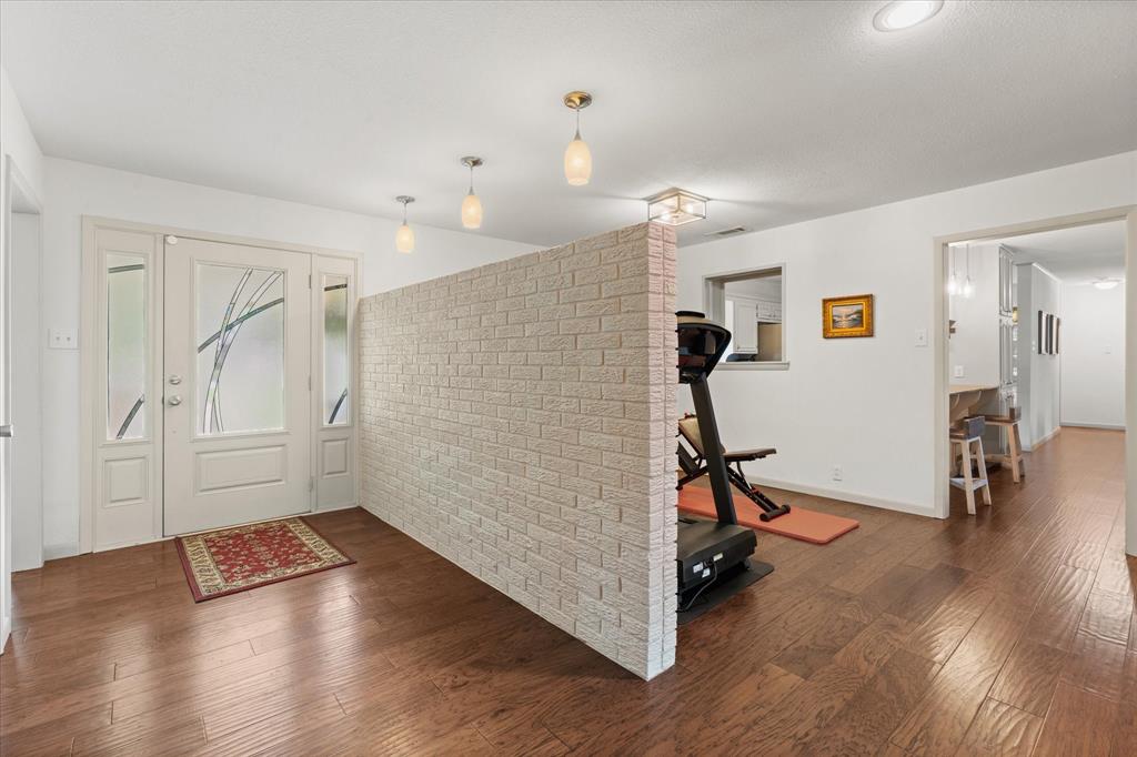 1247 Wedgewood Drive