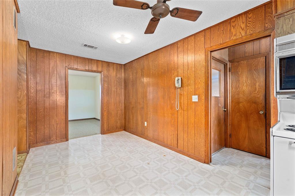 LC FOX - Residential