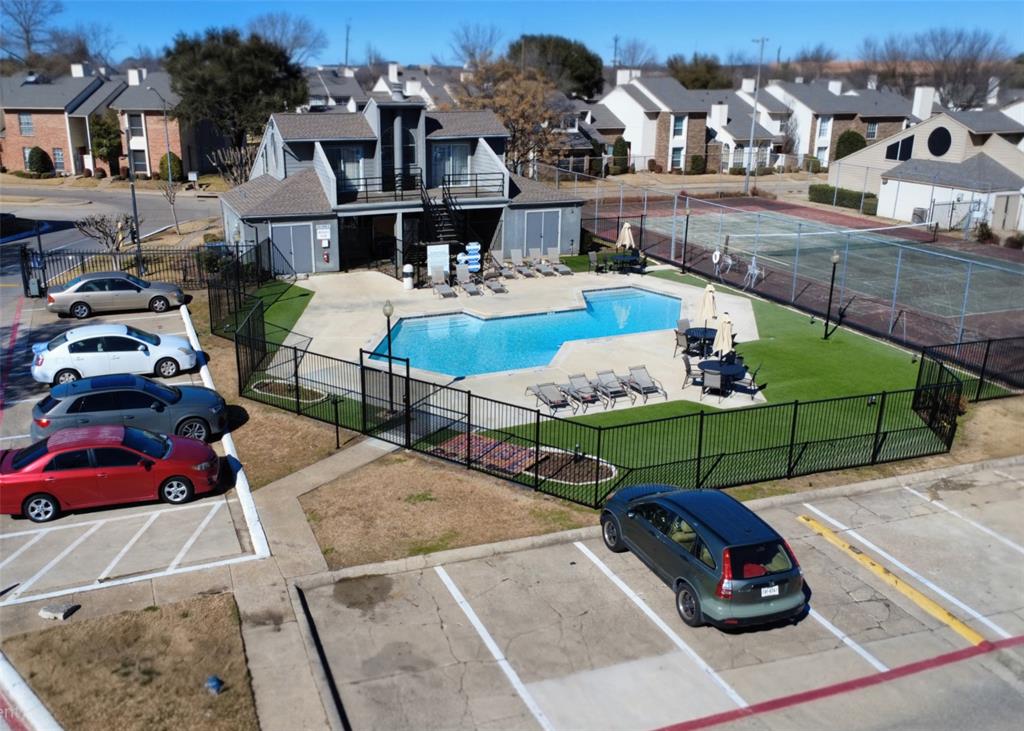 Creekbend Condo Ph 01-06 - Residential