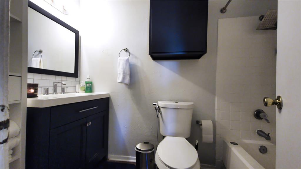 Creekbend Condo Ph 01-06 - Residential