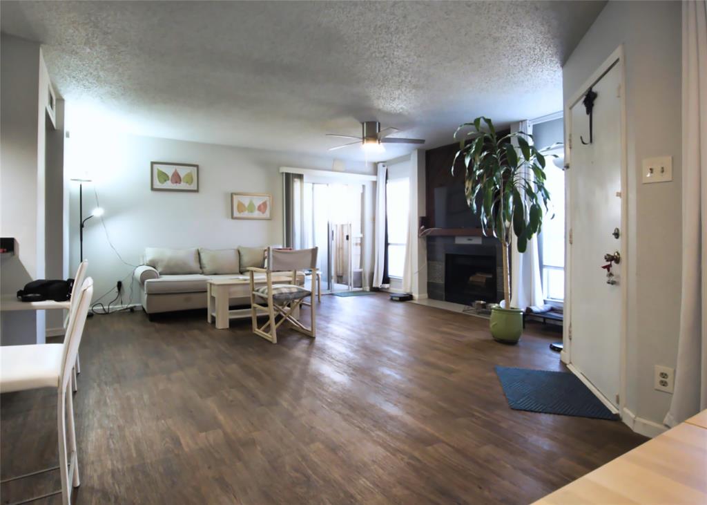 Creekbend Condo Ph 01-06 - Residential