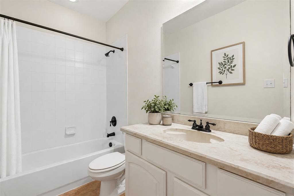 Villas At Ash Creek - Residential