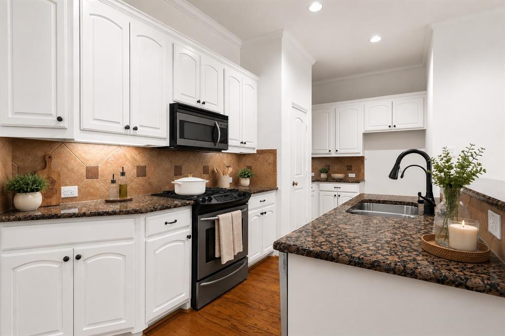 Villas At Ash Creek - Residential