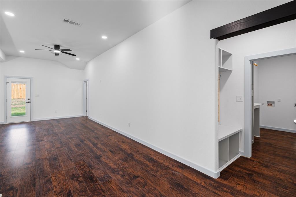 4608 Eagle Nest Court