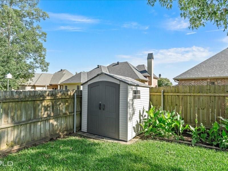 Norris Ferry Crossing - Residential