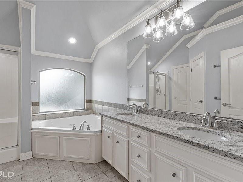 Norris Ferry Crossing - Residential