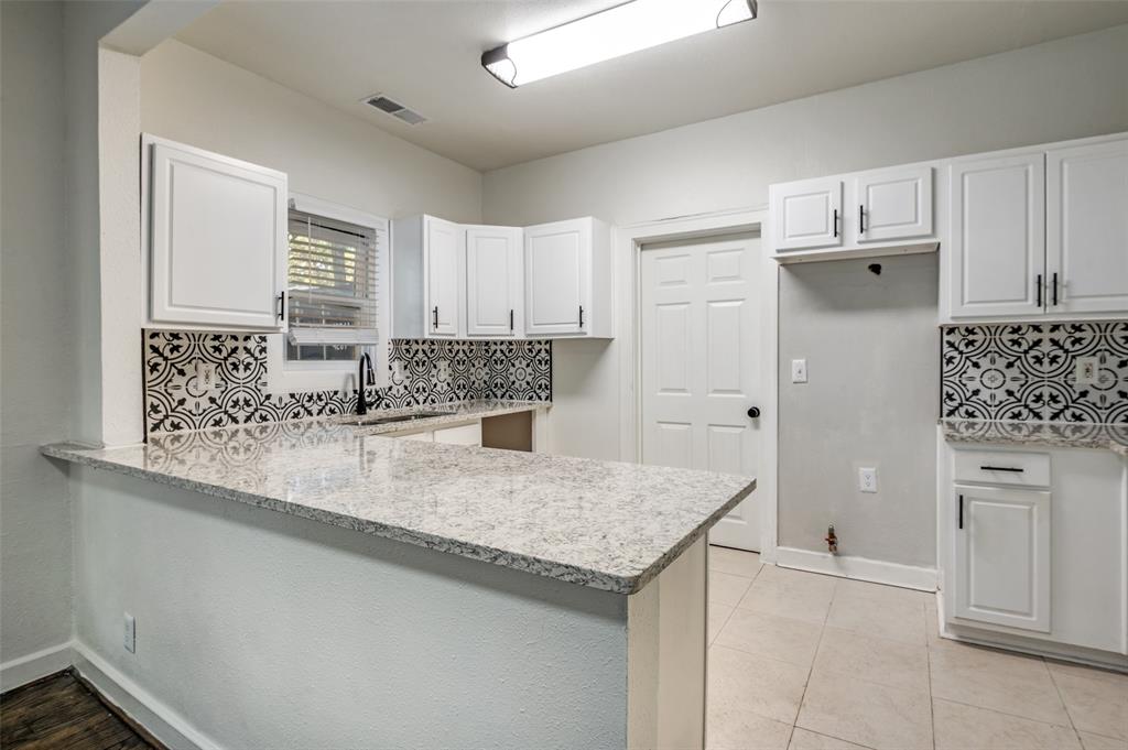 915 Annex Avenue