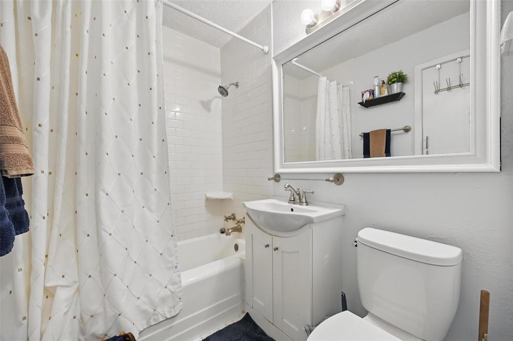 Chamberlain Arlington Heights 1st - Residential Lease