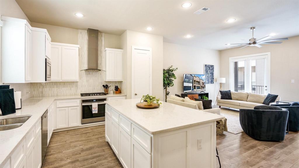 Soho Square Ph 1 - Residential