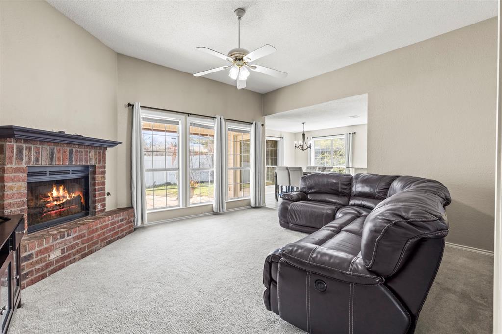 HIGHLANDS OF LINDALE - Residential