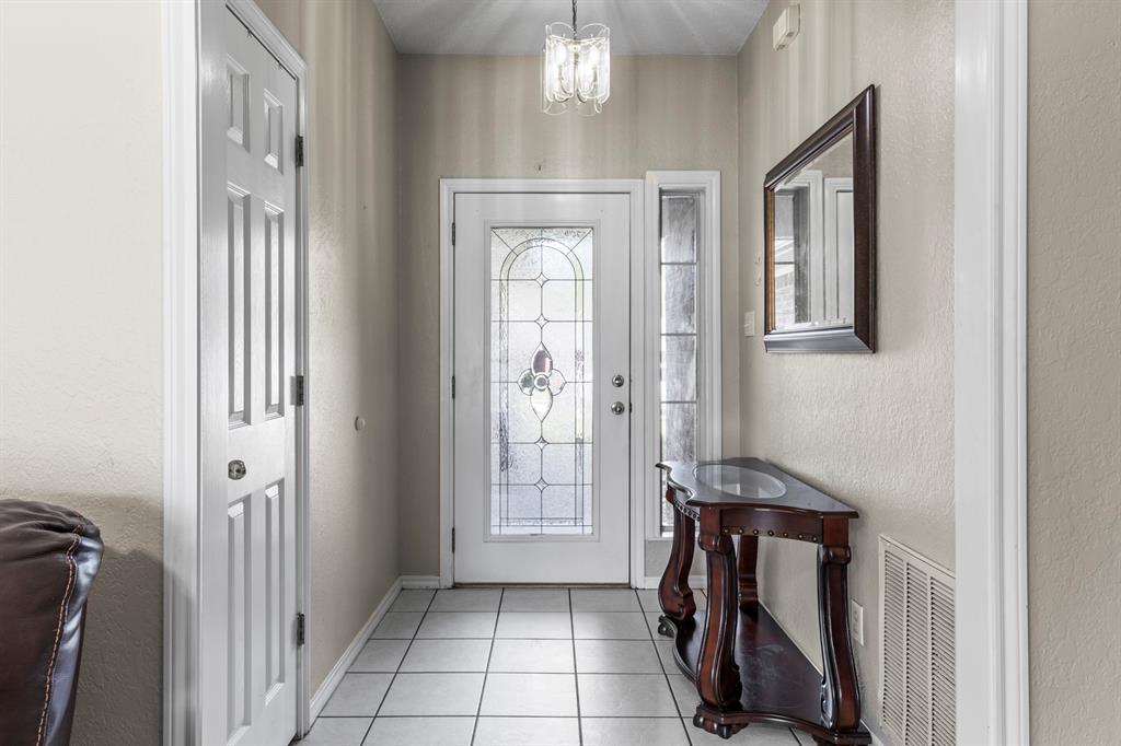 HIGHLANDS OF LINDALE - Residential