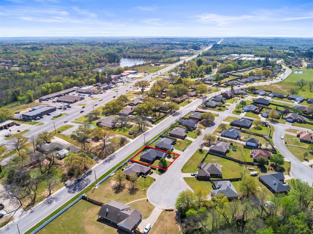 HIGHLANDS OF LINDALE - Residential