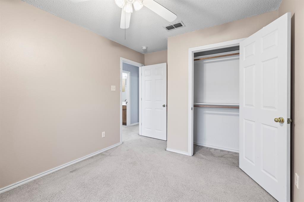 HIGHLANDS OF LINDALE - Residential