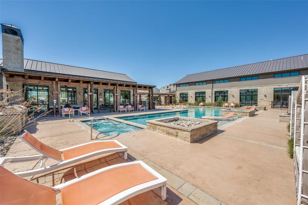 Soho Square Ph 1 - Residential Lease