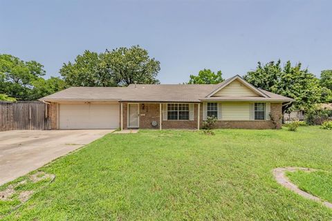 300 Sunset Drive Euless TX 76040