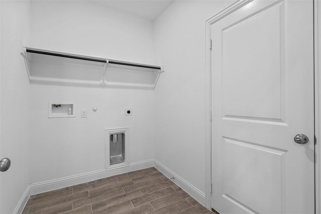 Anacapri, Ph 1b - Residential Lease