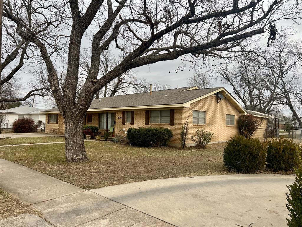 Davis 1st Add - Residential