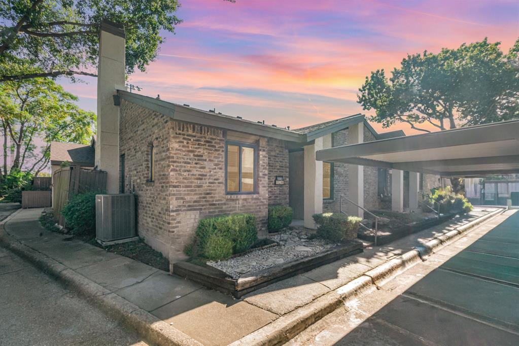 Lifescape Villas On Dublin Condos - Residential