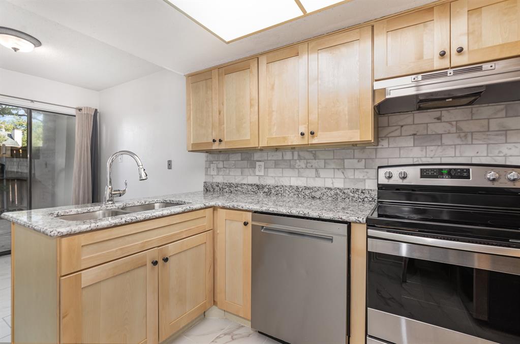 Lifescape Villas On Dublin Condos - Residential