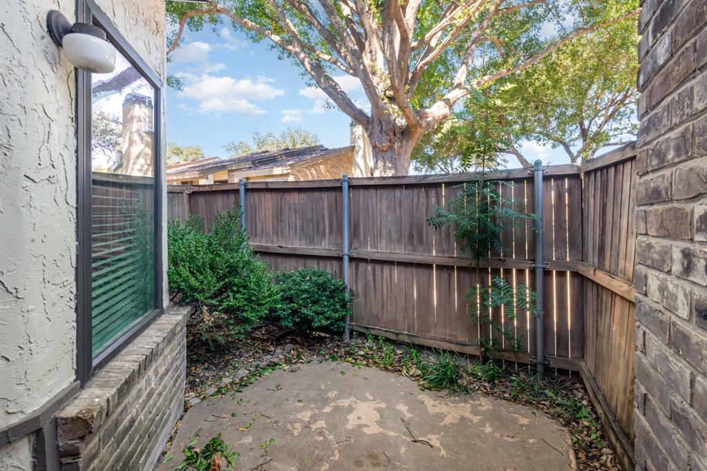 Lifescape Villas On Dublin Condos - Residential