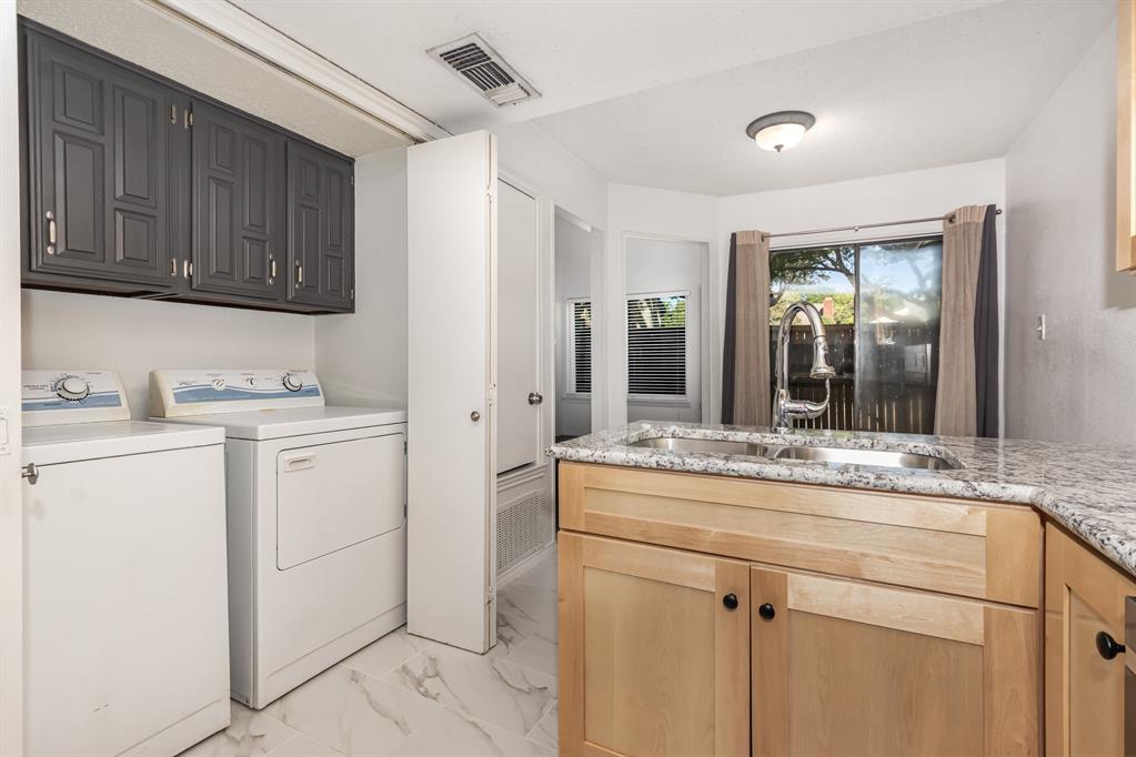 Lifescape Villas On Dublin Condos - Residential