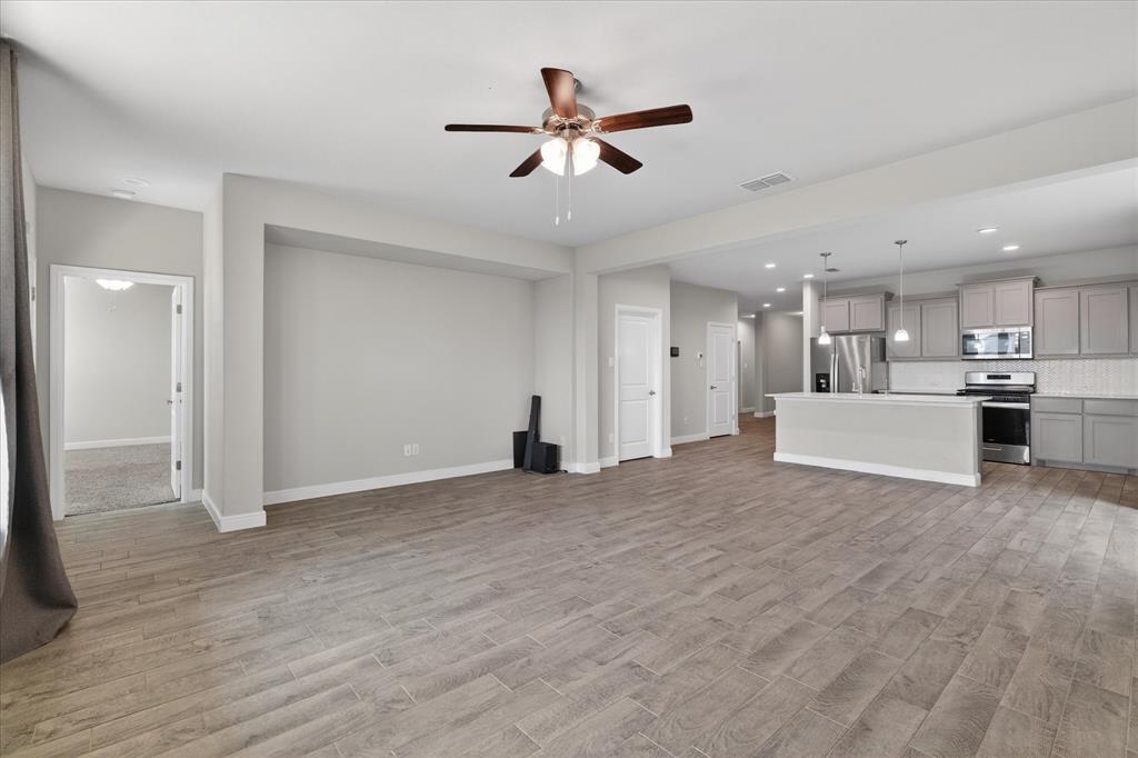 Trails Elizabeth Crk Ph 4 - Residential