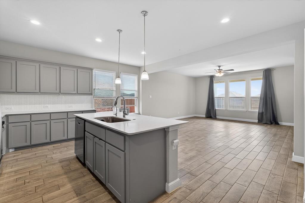 Trails Elizabeth Crk Ph 4 - Residential