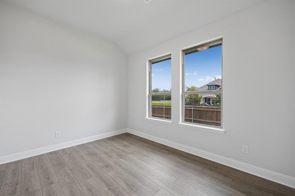 685 Red Maple Road