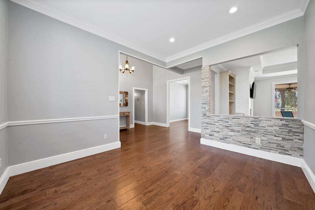 165 E Dove Road