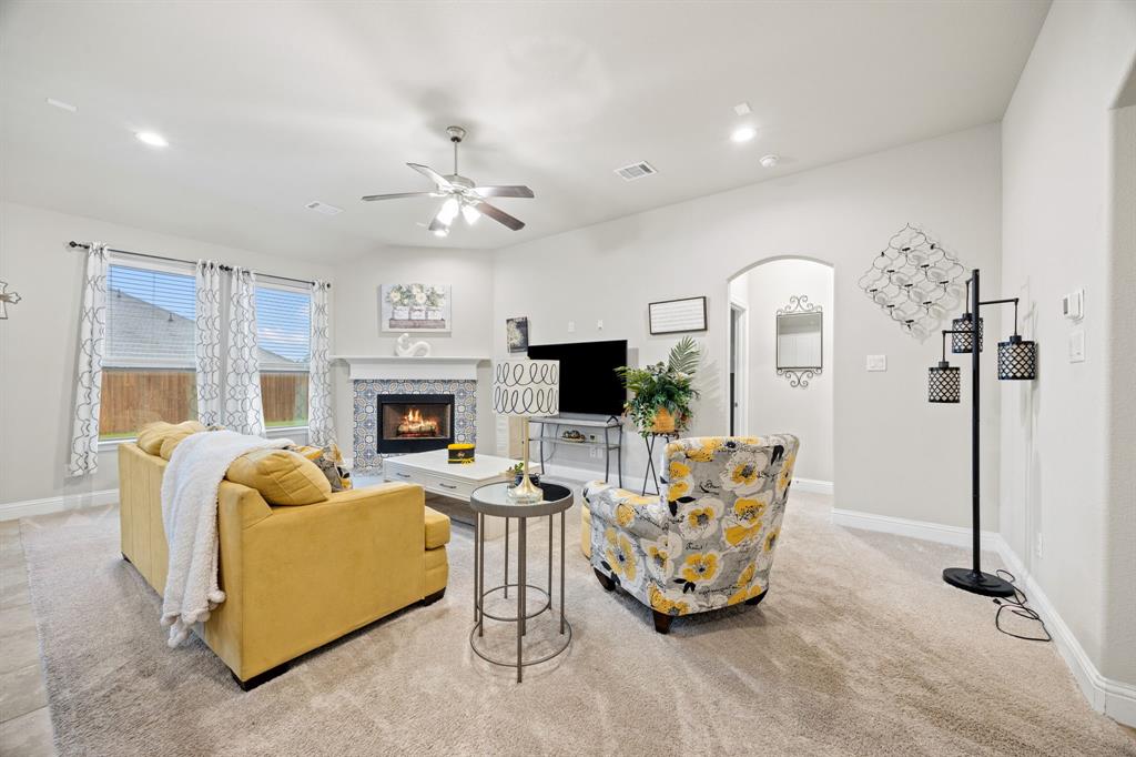 1404 Eagle Nest Drive